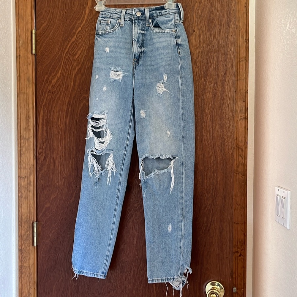 H&M mom jeans ultra high waist